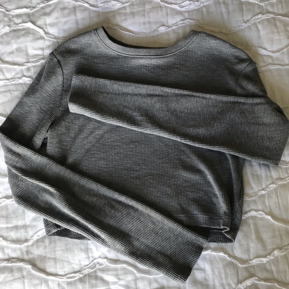 🦋Wild fable long sleeve grey crop top